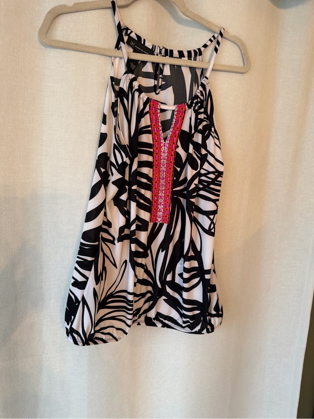 INC International Concepts Black & White Printed Top with Pink Trim